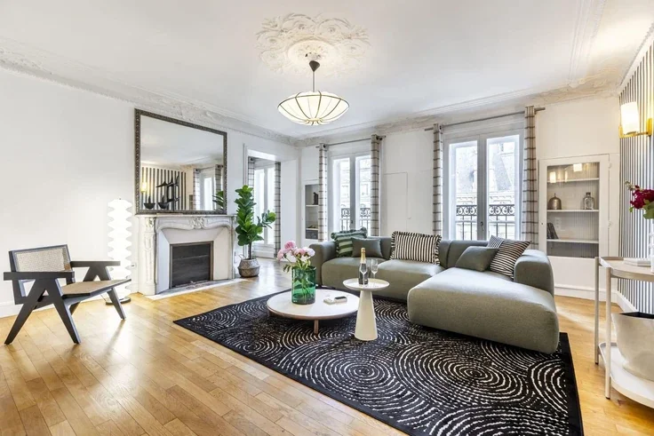 Appartement Rue Saint-Lazare à Paris