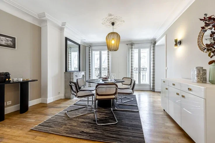 Appartement Rue Saint-Lazare à Paris