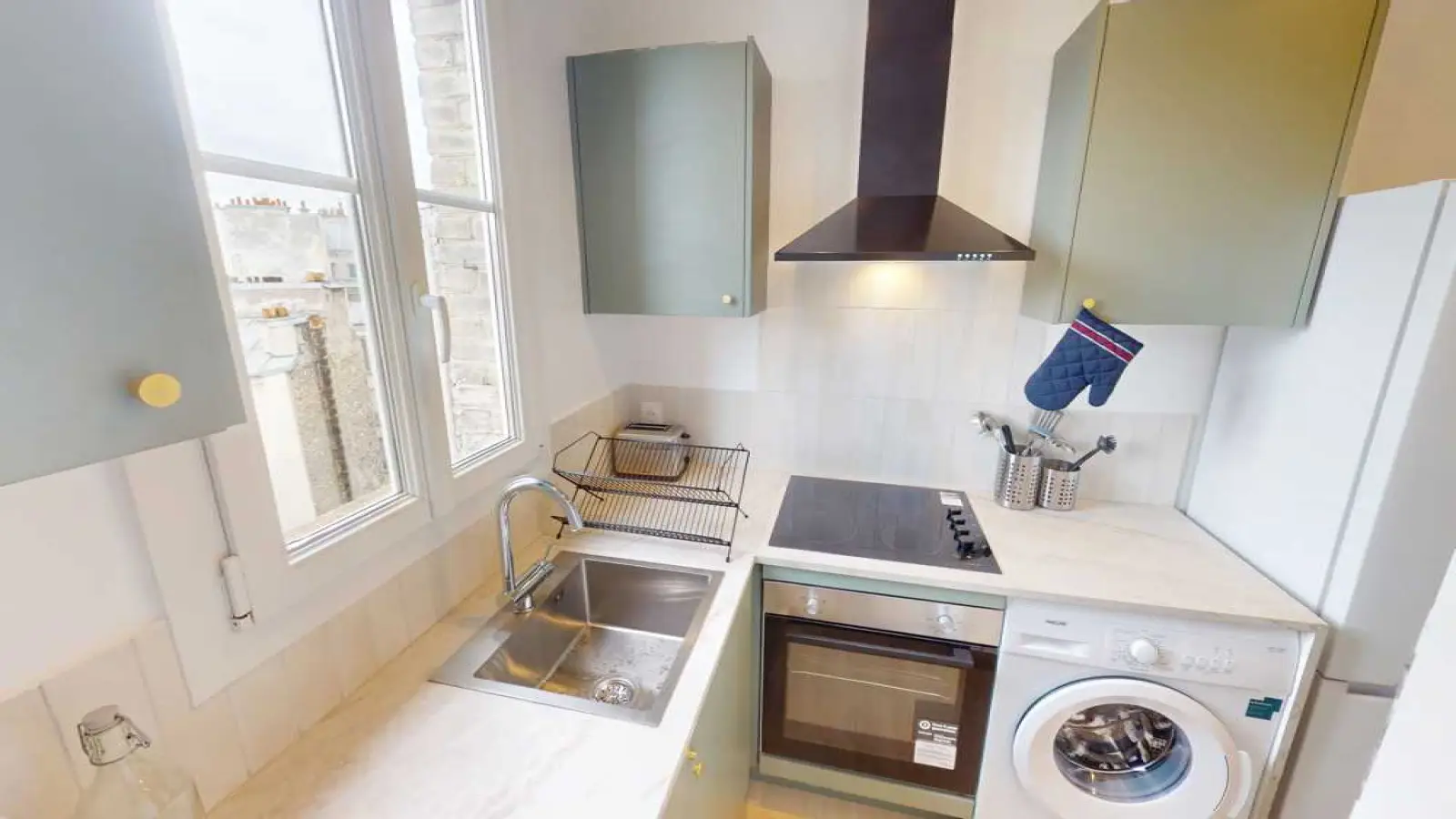 Room Boulevard Diderot in Paris