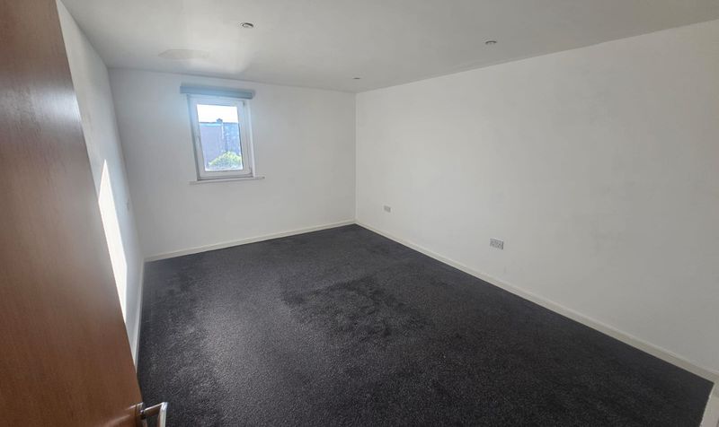 Flat Central Way in Warrington