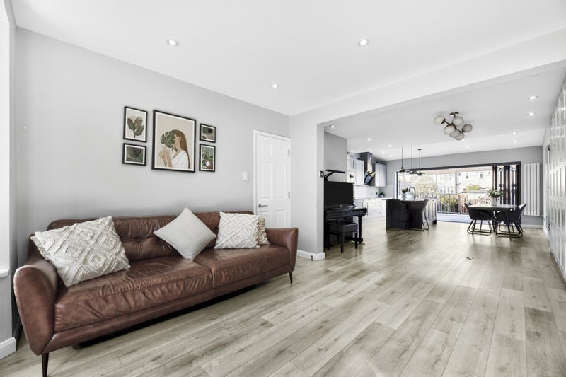 Room Brooklands Avenue in Greater London