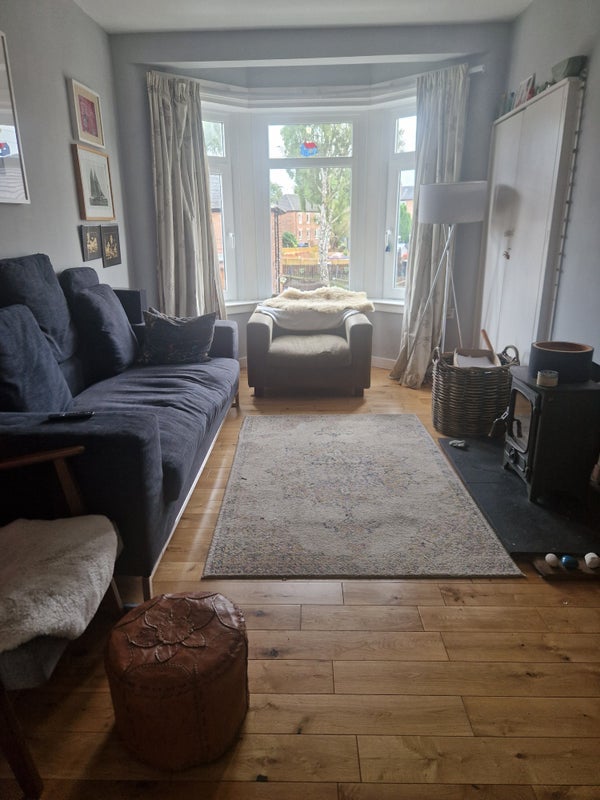 Room Moness Drive in Glasgow