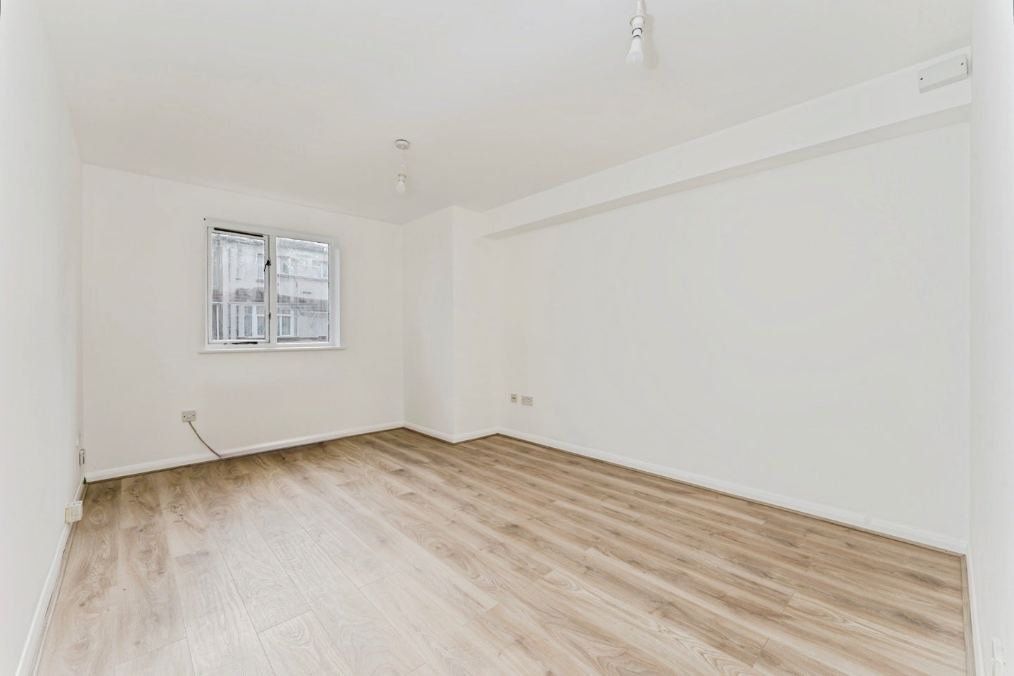 Flat Burges Road in Greater London