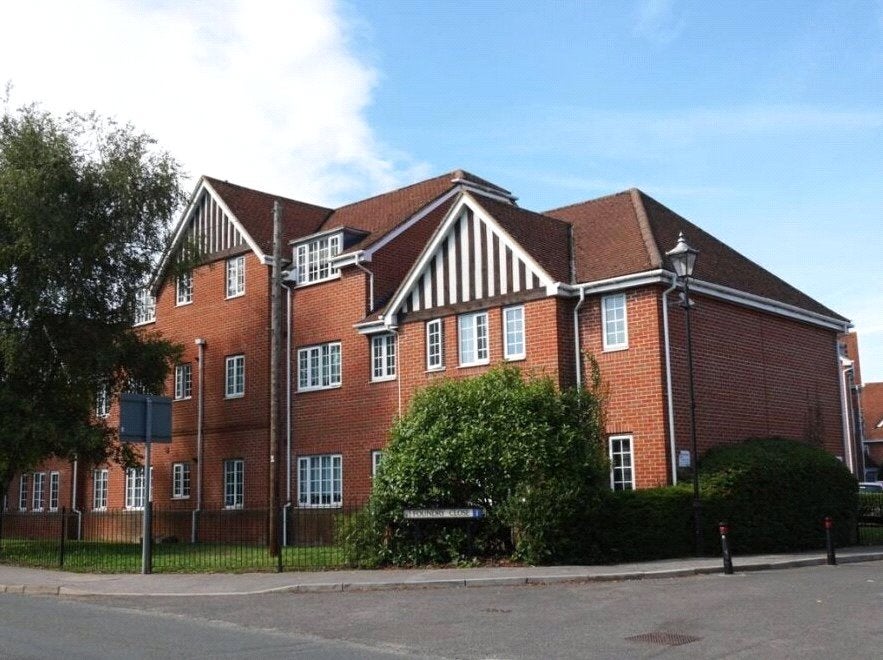 Flat Raven Road in Hart