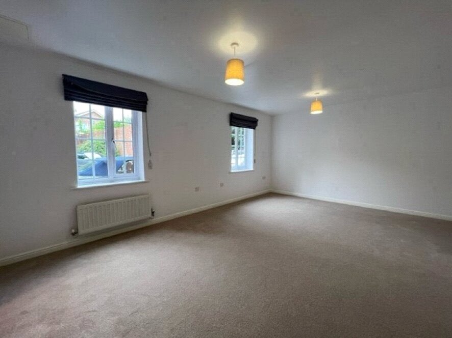 Flat Raven Road in Hart