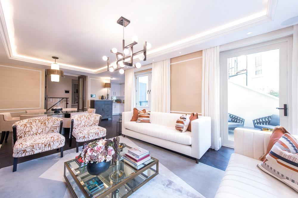 Flat Prince of Wales Terrace in Greater London