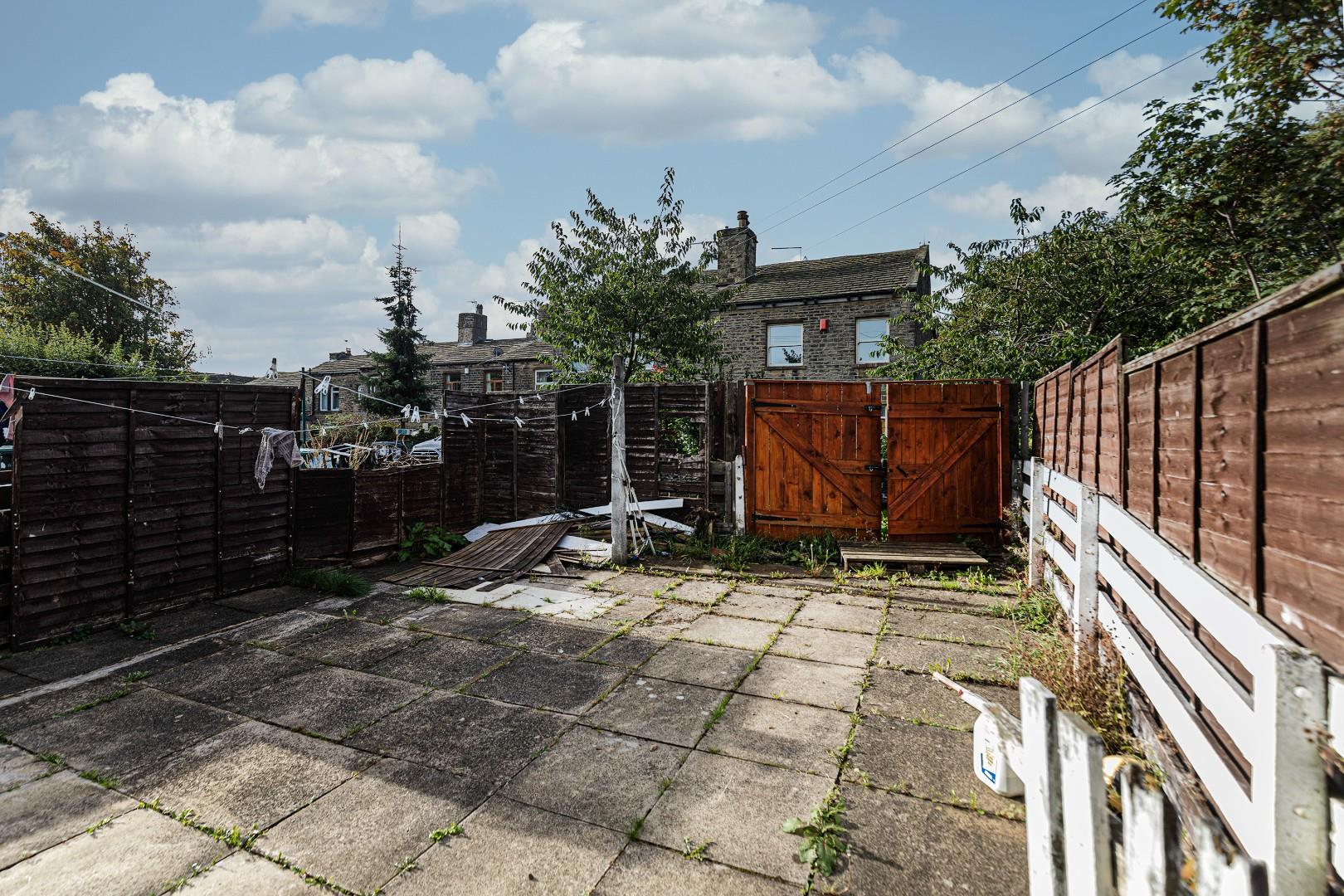 House Greenfield Avenue in Kirklees