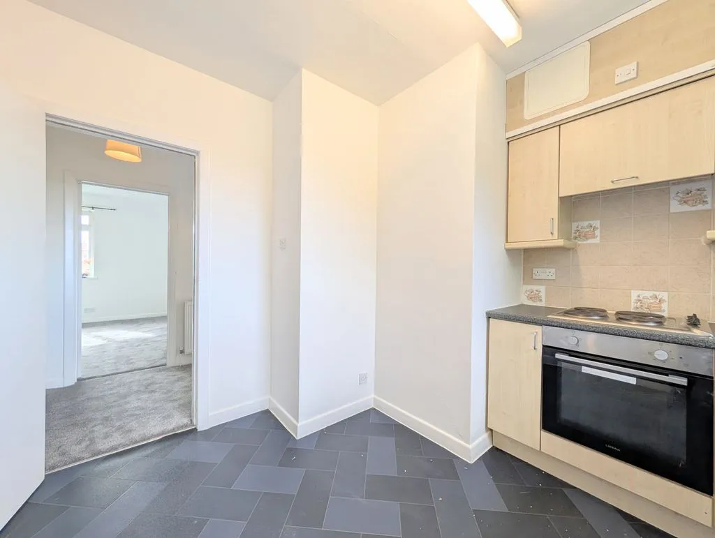 Flat Westcliffe Road in Southport