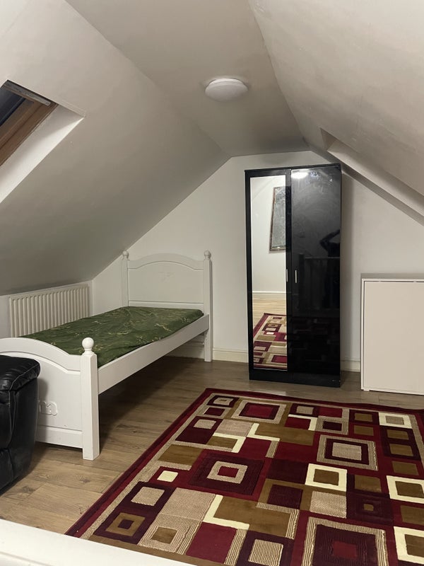 Room Blackhorse Lane in Greater London