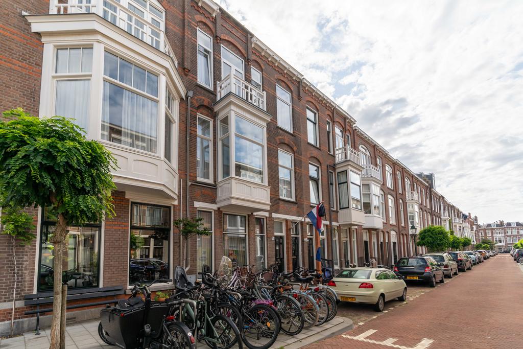 Appartement Antonie Duyckstraat 49 in Den Haag