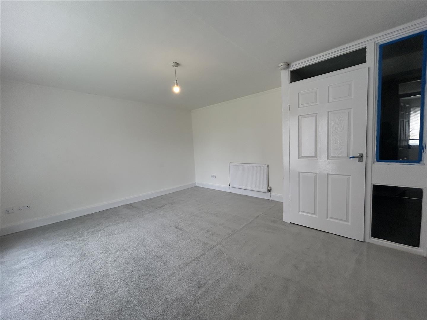 Flat Cedar Road in Cumbernauld