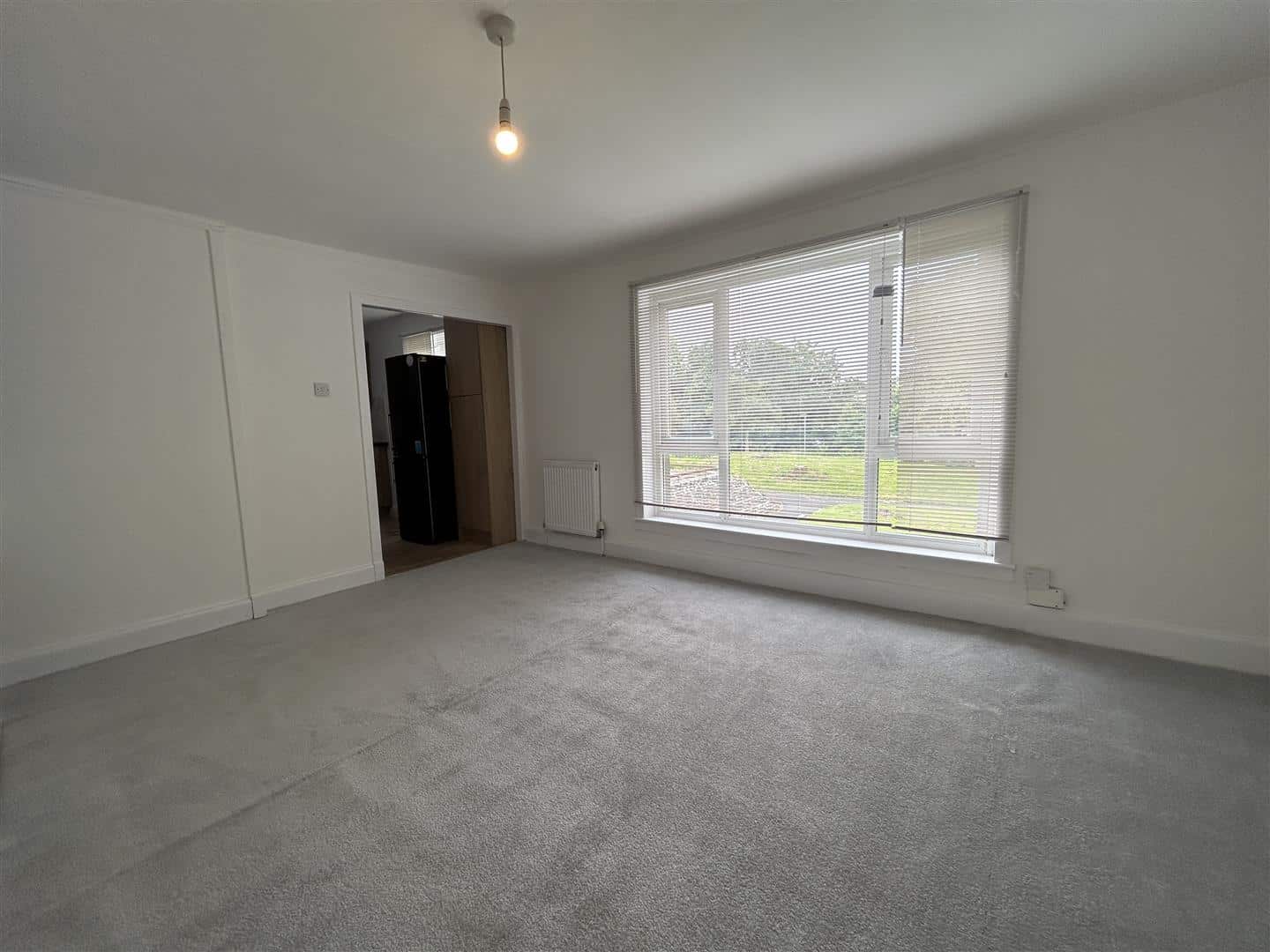 Flat Cedar Road in Cumbernauld