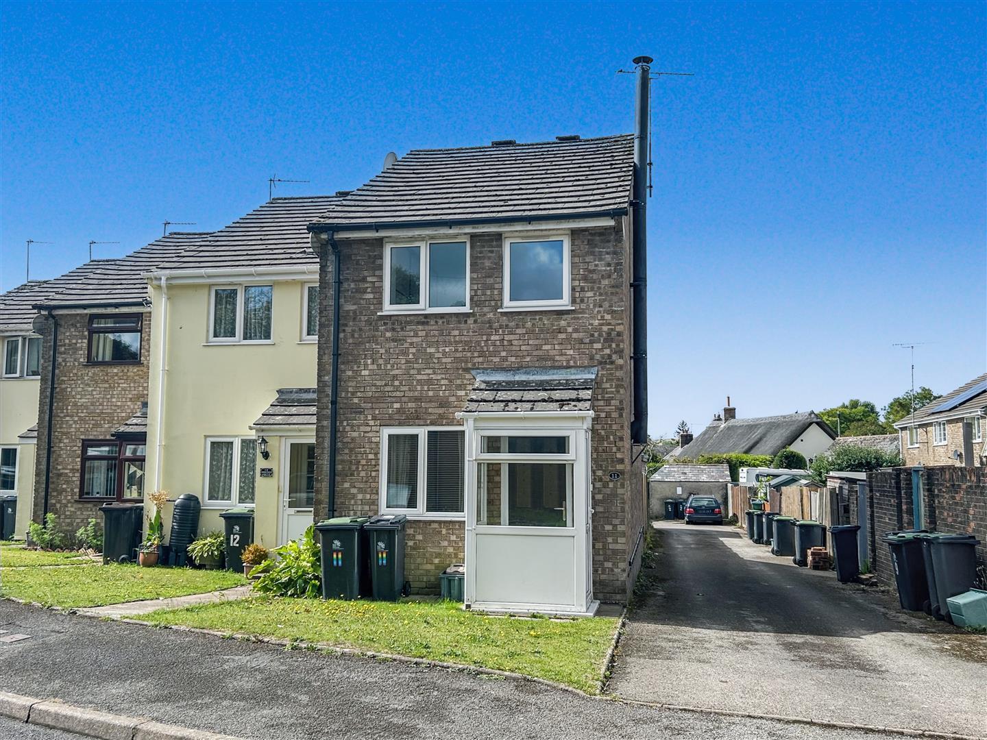 House Pound Piece in Maiden Newton