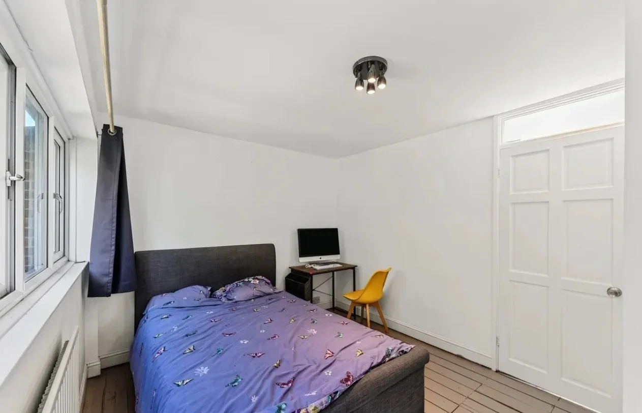 House Linstead Way in Greater London