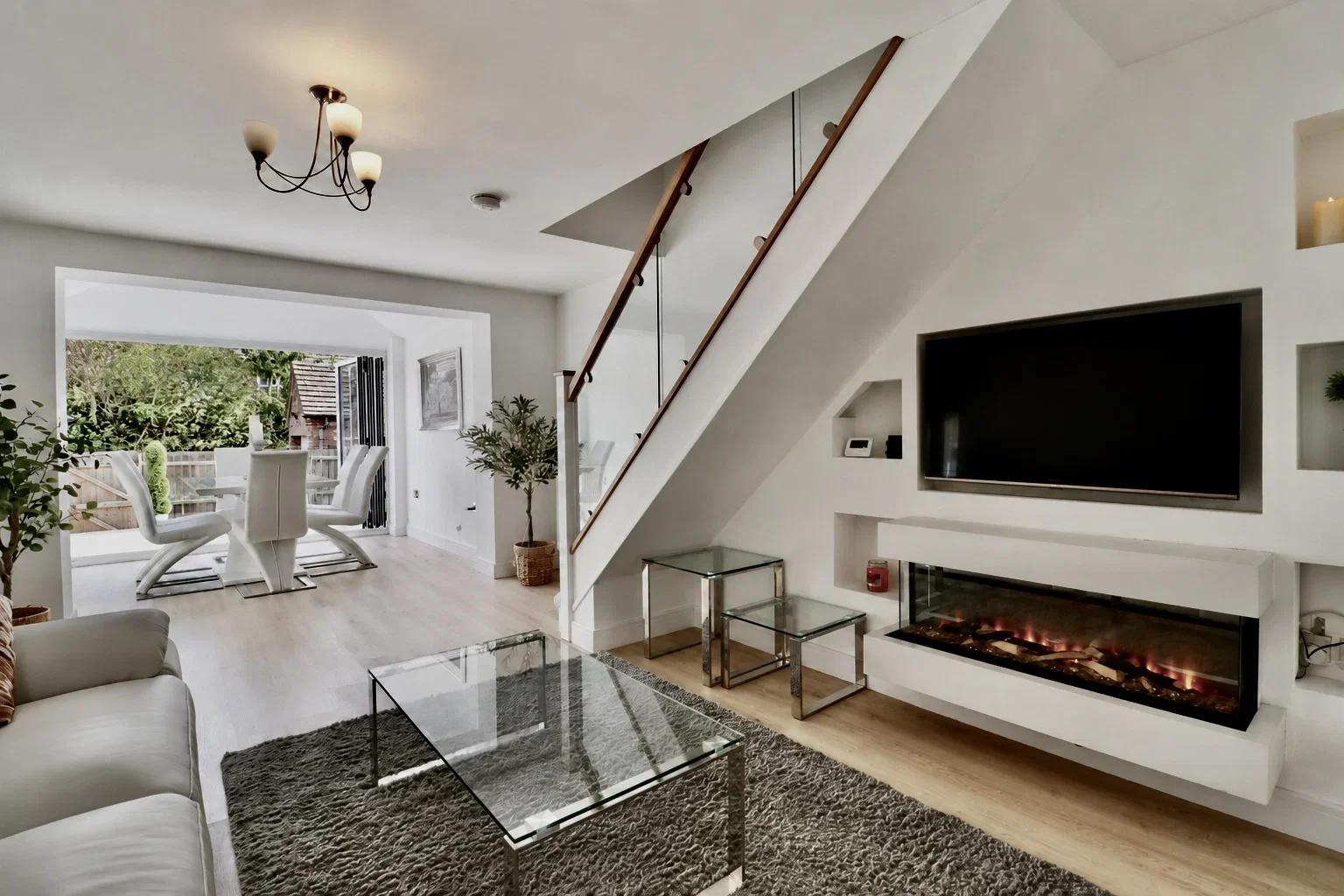 House Walnut Walk in Lichfield