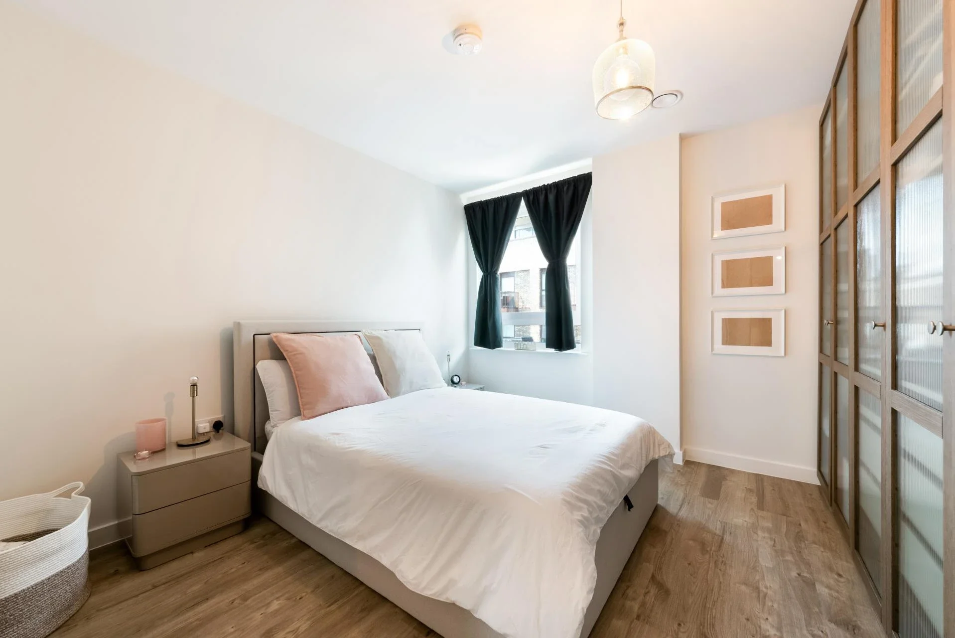 Flat North Woolwich Road in Greater London