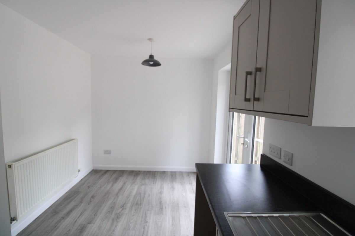 House Bryer Close in Bridgwater