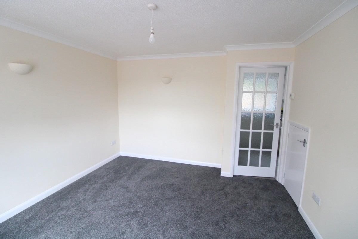 House Bryer Close in Bridgwater