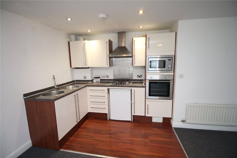 Flat Milton Road in Clapham