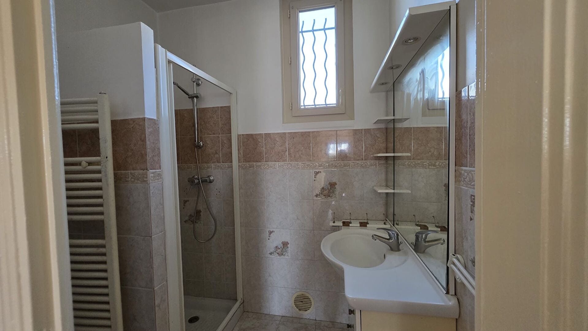 House Route de Bellet in Nice