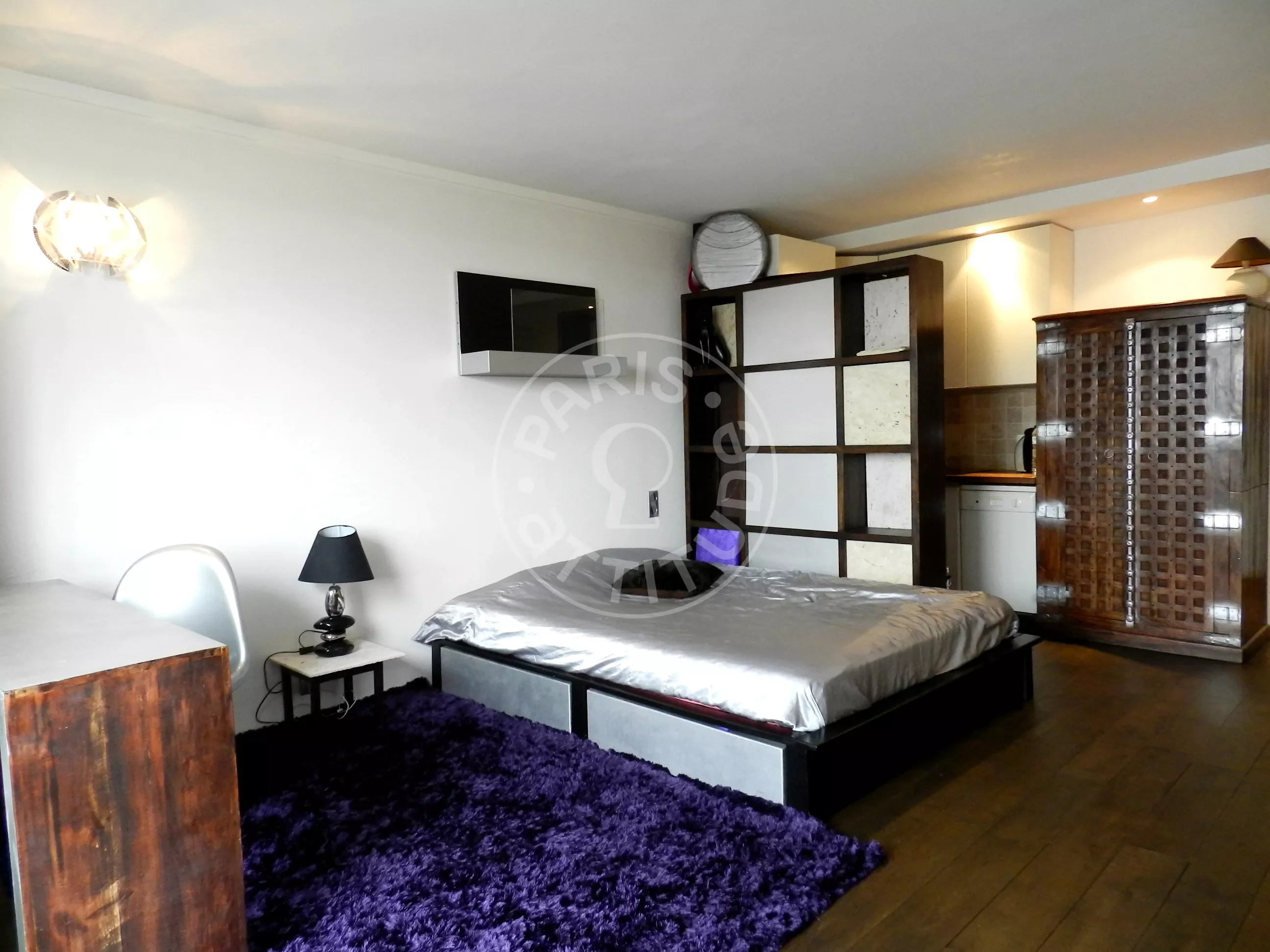 Flat Rue Lauriston in Paris