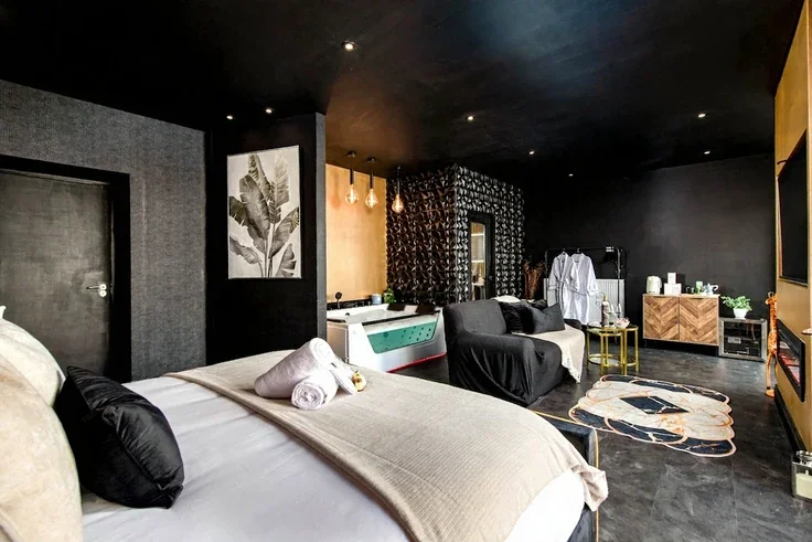 Flat Napoleon Avenue in Bristol
