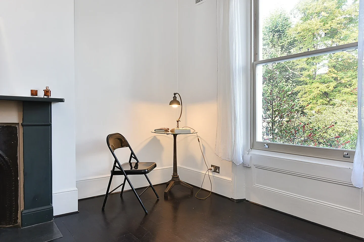 Flat Amhurst Road in Greater London