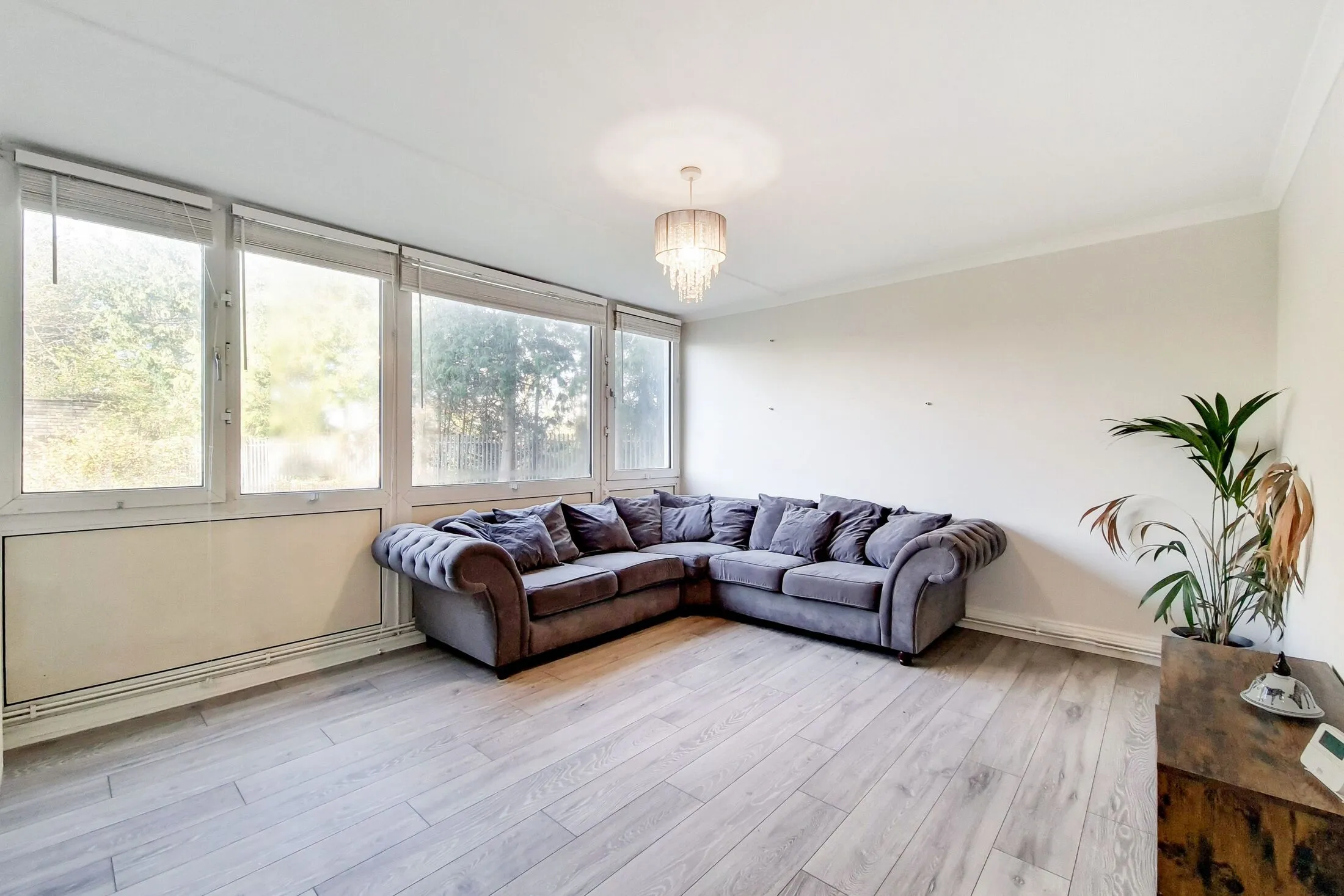 Flat Portway Gardens in Greater London