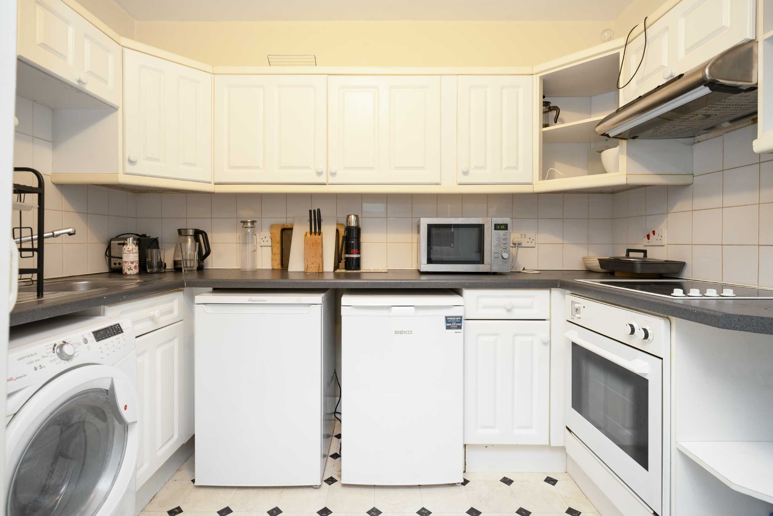 Flat Tavistock Place in Greater London
