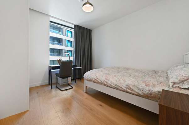 Flat Wood Lane in Greater London