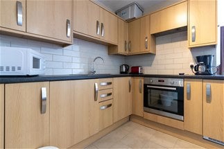 Flat Finchley Road in City of Westminster