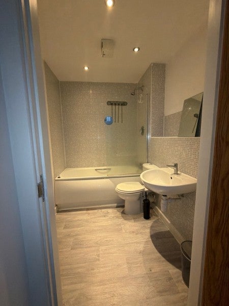 Flat Catherine Hill in Frome