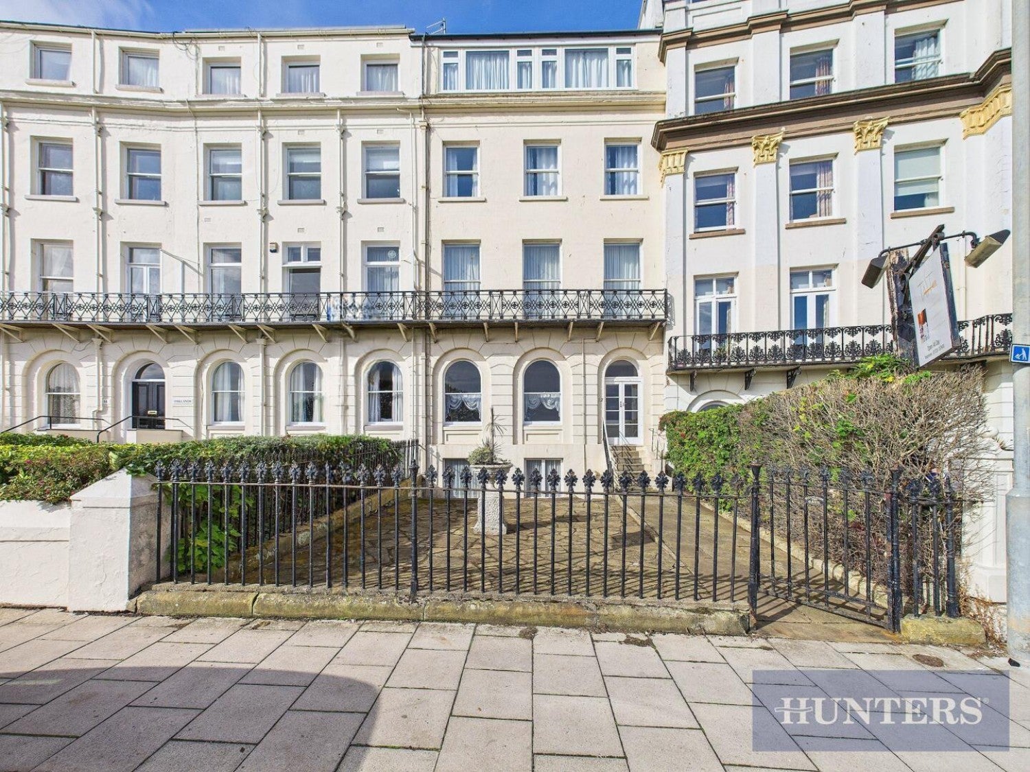 Flat Esplanade in Scarborough