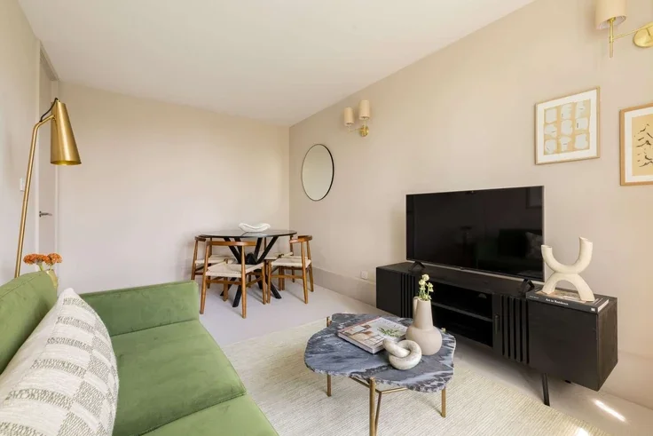 Flat Mildmay Park in Greater London