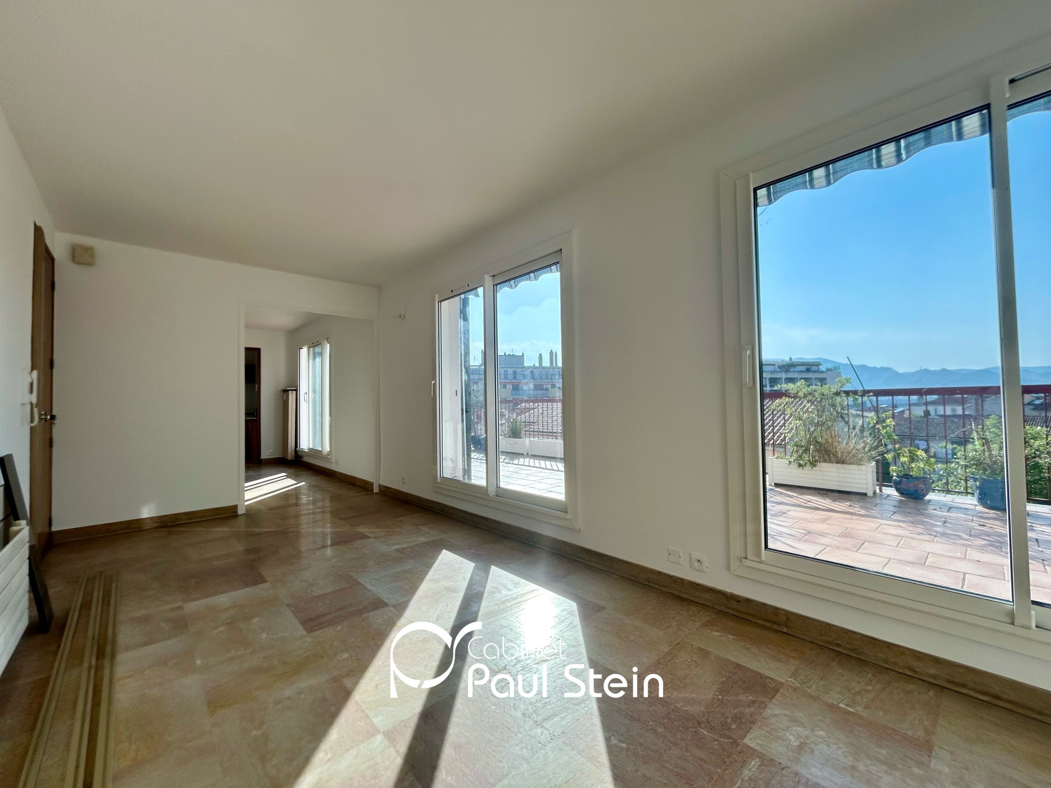 Flat Rue Berard in Marseille