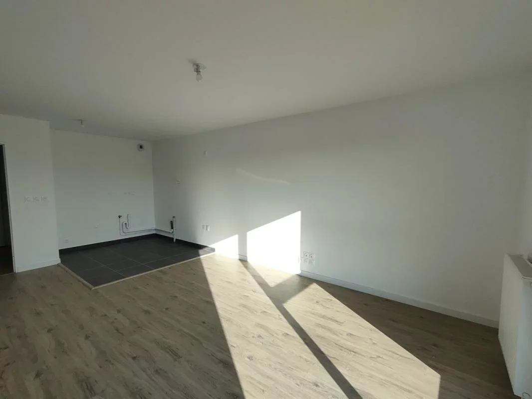 Flat Place Lucien Daniel in Rennes