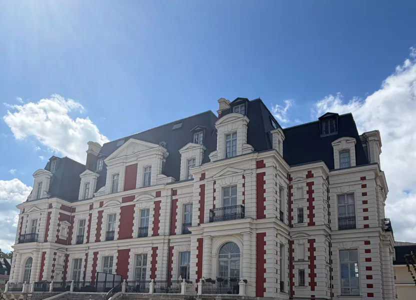 Flat Avenue du 4 Août 1789 in Émerainville