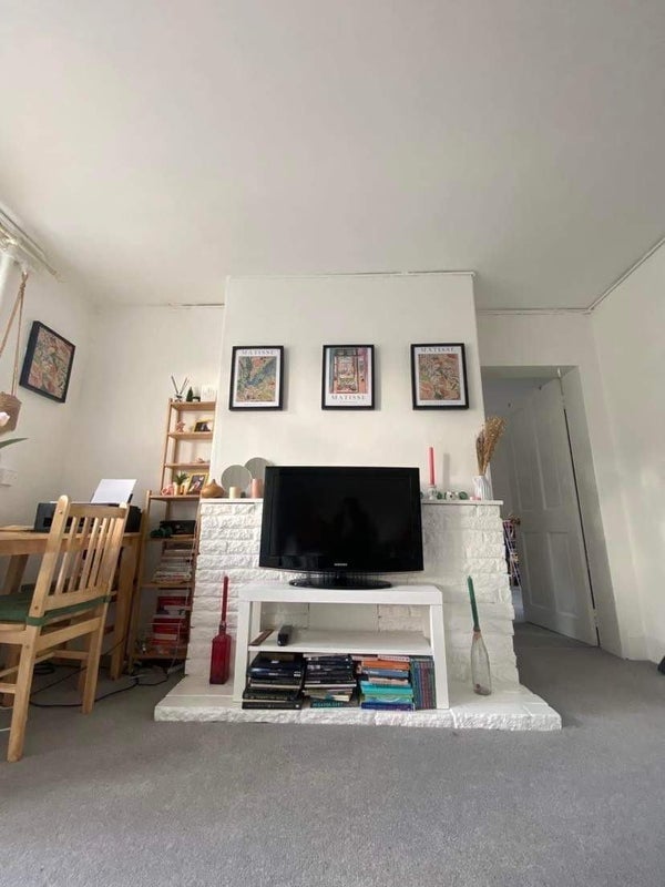 Room Saint Mary's Path in Greater London