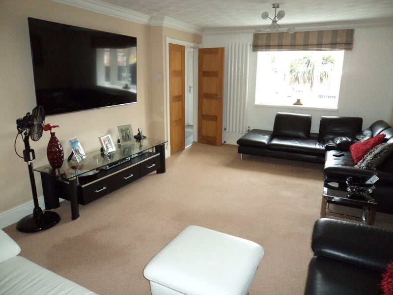 House Little Ox in Gedling