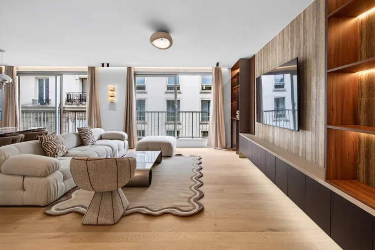 Flat Rue Georges Bizet in Paris