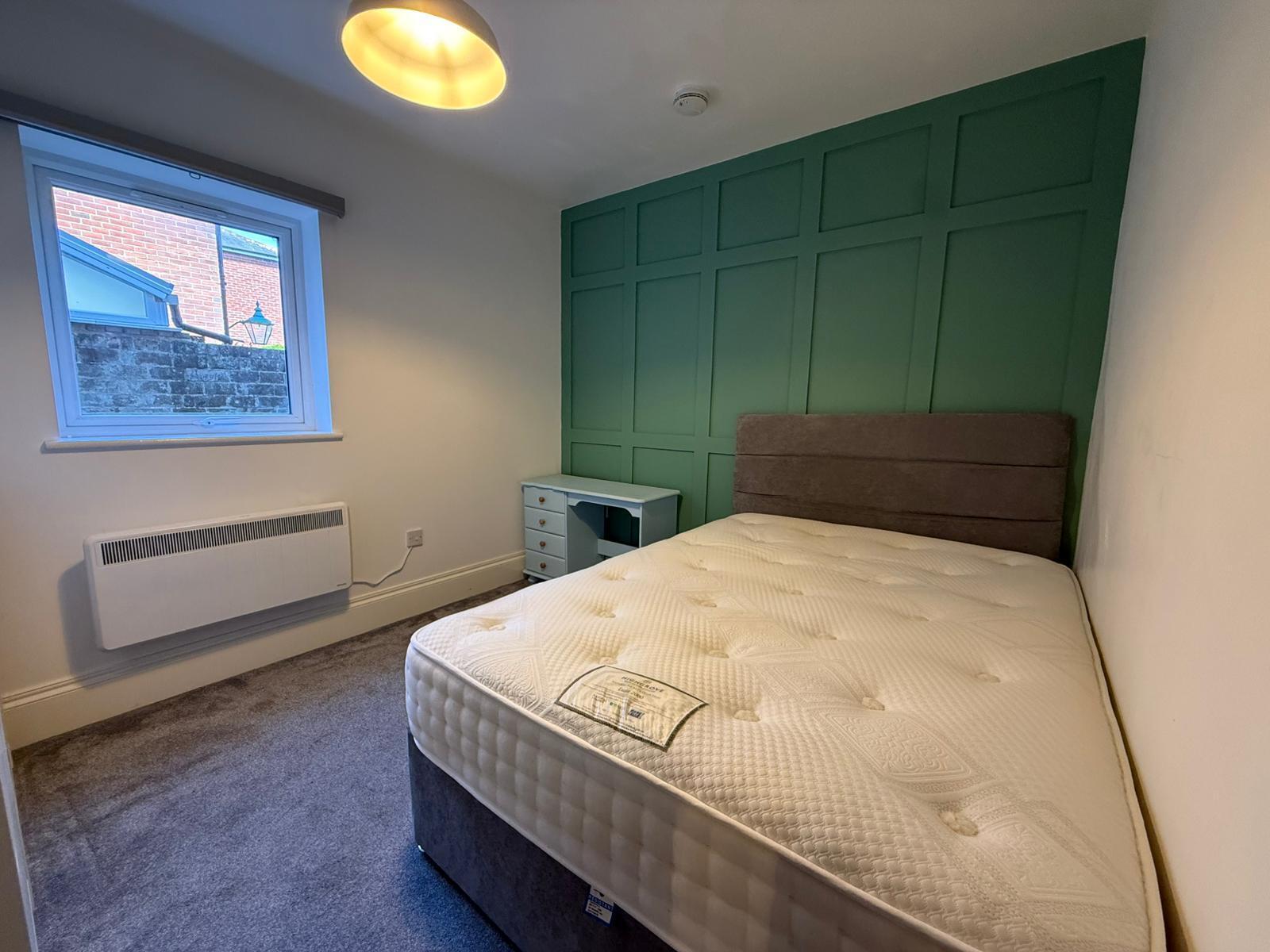 Room Thornbury Avenue in Southampton