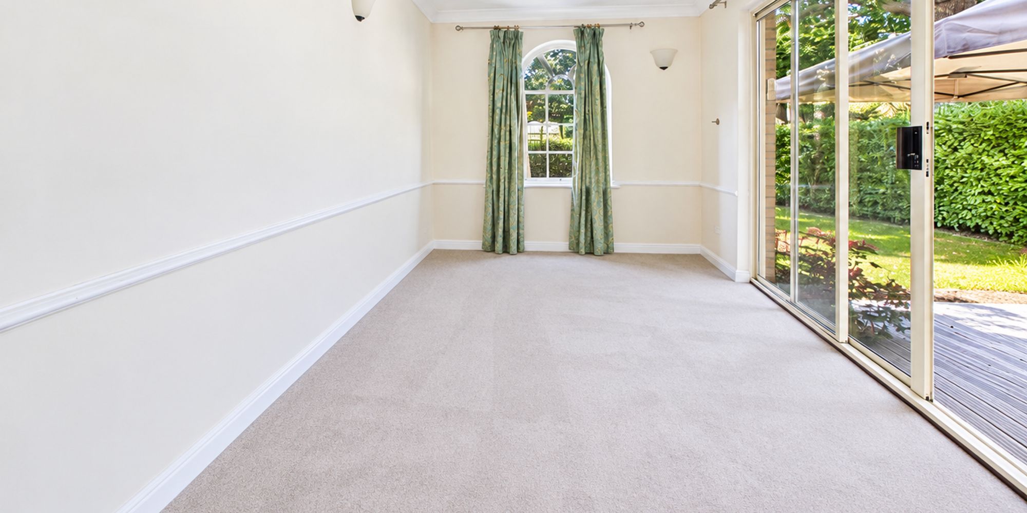 House Highdown Way in Horsham