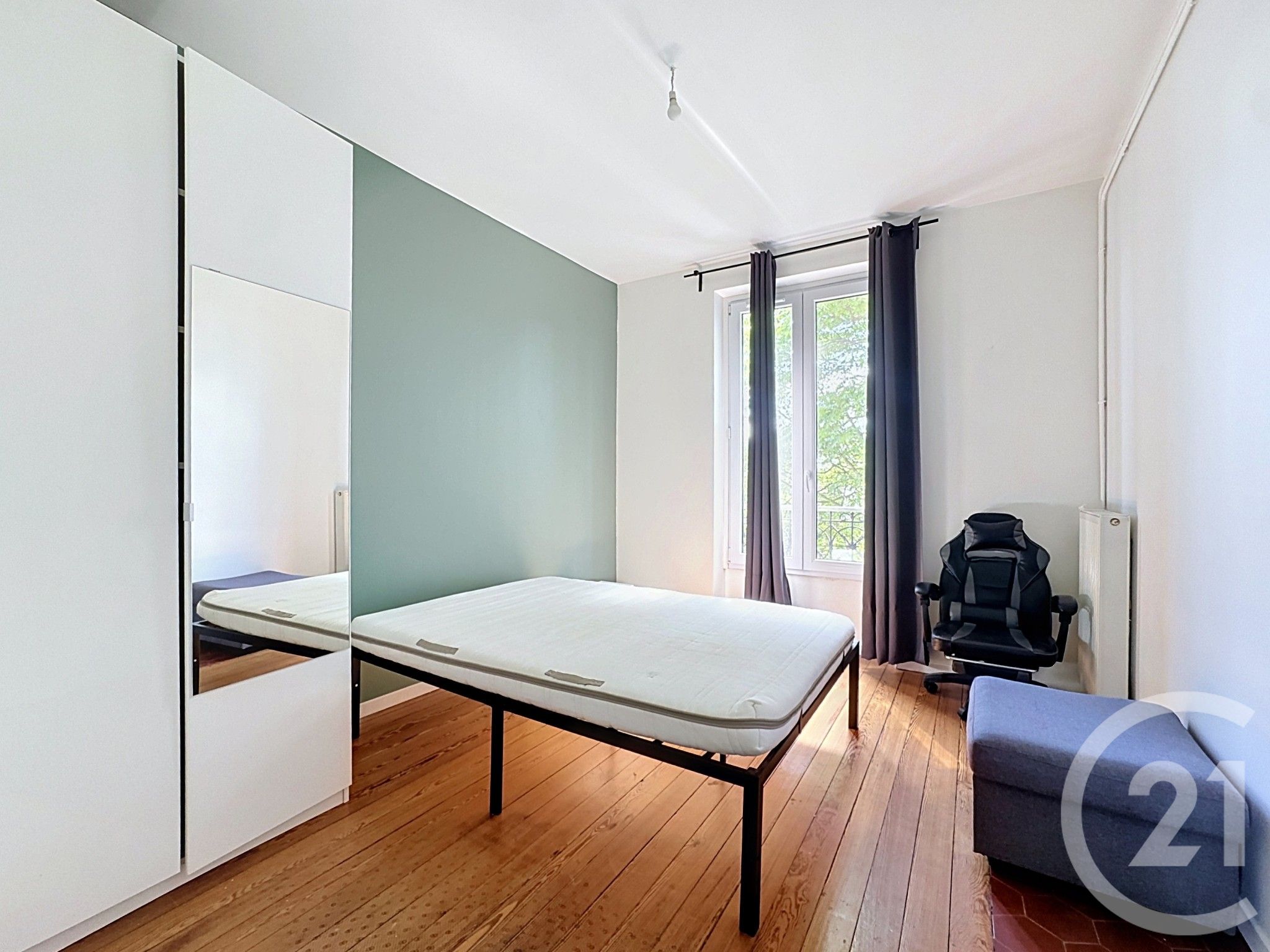 Flat Rue Dombasle in Noisy-le-Sec