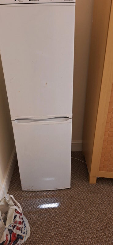 Room Lever Close in Tyldesley