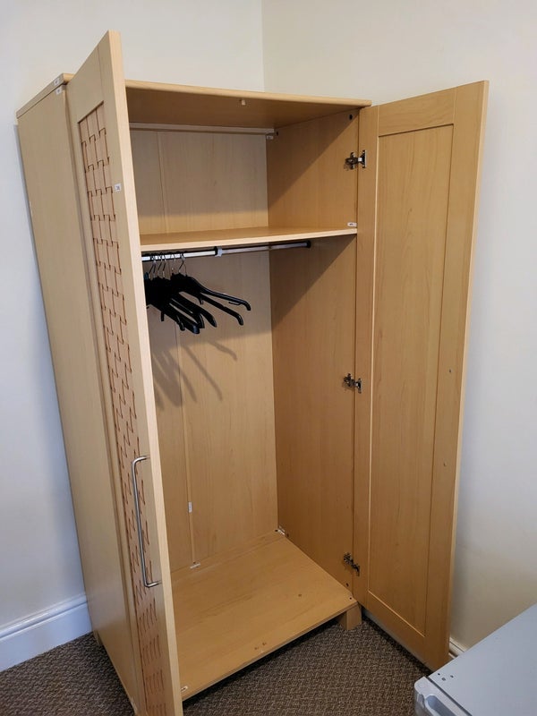 Room Lever Close in Tyldesley
