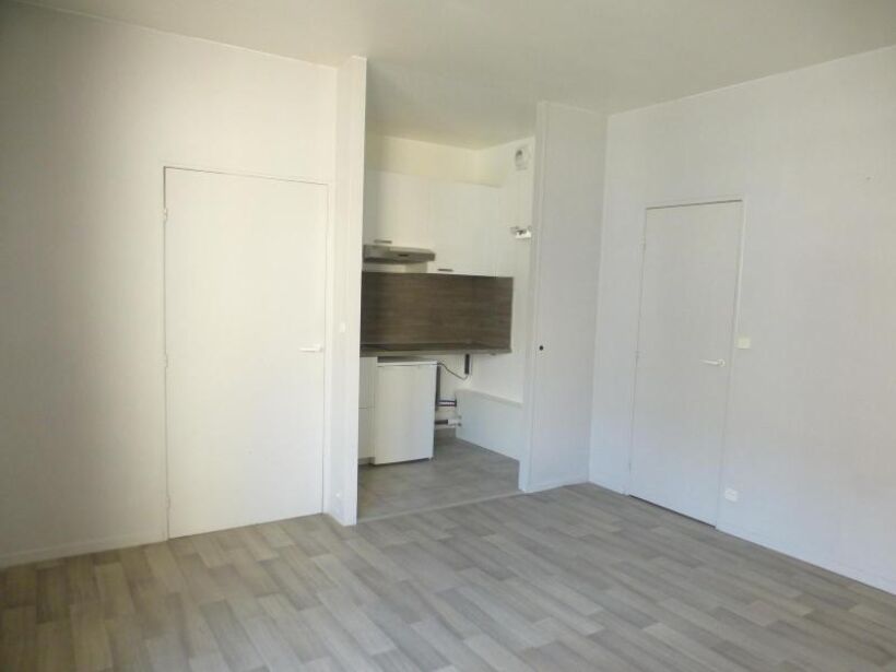 Flat Rue Hincmar in Reims