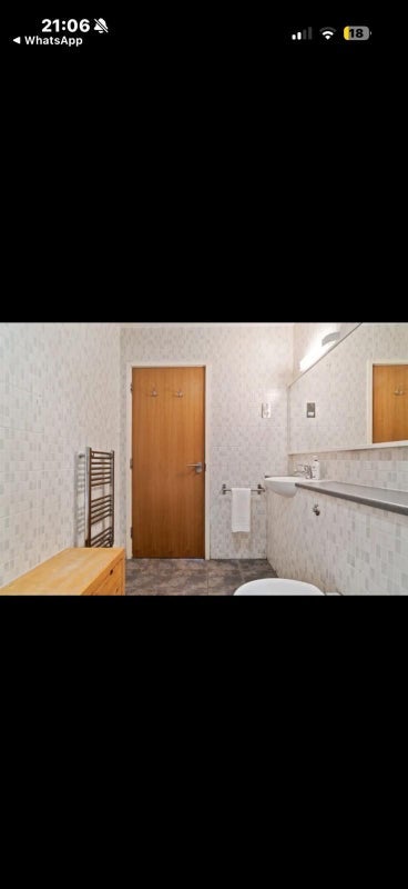 Flat Kingsland Road in Greater London