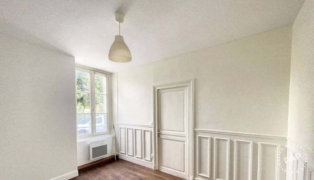 Flat Rue des Saints-Pères in Melun
