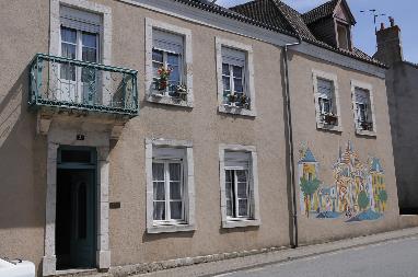 Flat Rue Du Marechal Foch in Neuvy-Saint-Sépulchre