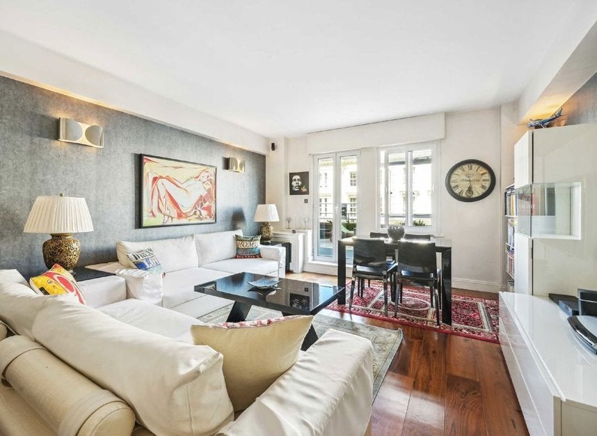 Flat Cheltenham Terrace in Greater London